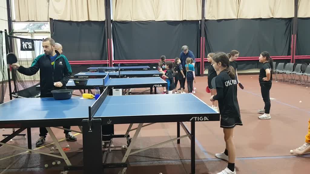 4 USC Poissy Tennis de Table